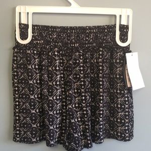 ART Class Black and White Shorts